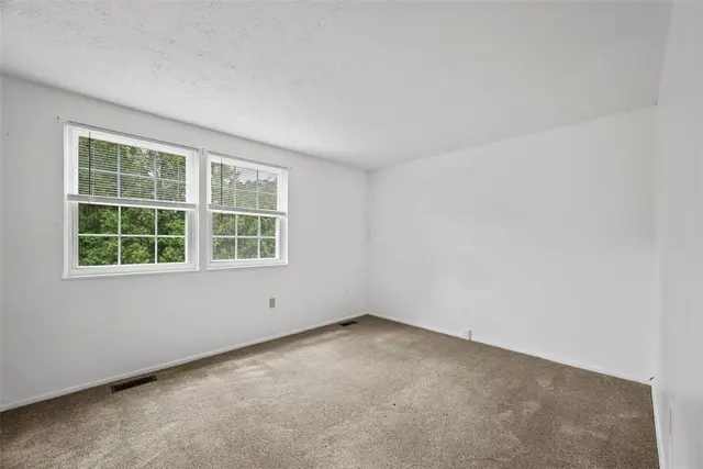 305 Laporte Ct gallery image 25