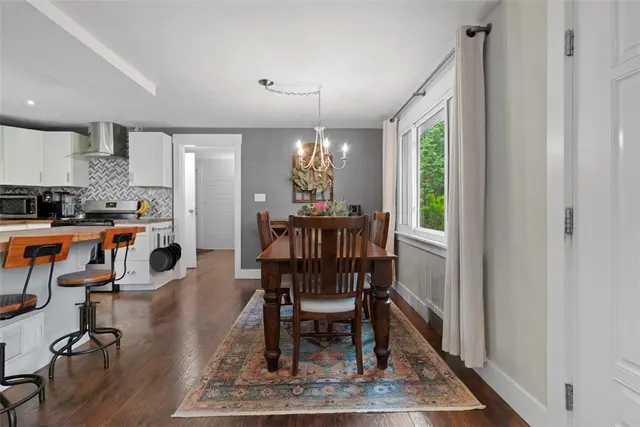 306 Bayberry Dr gallery image 17