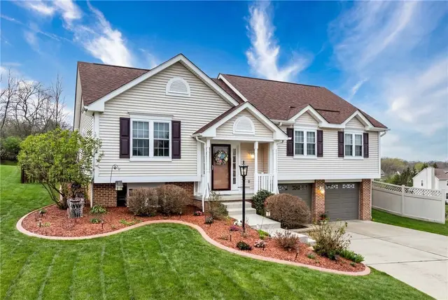 306 Covington Ct gallery image 2