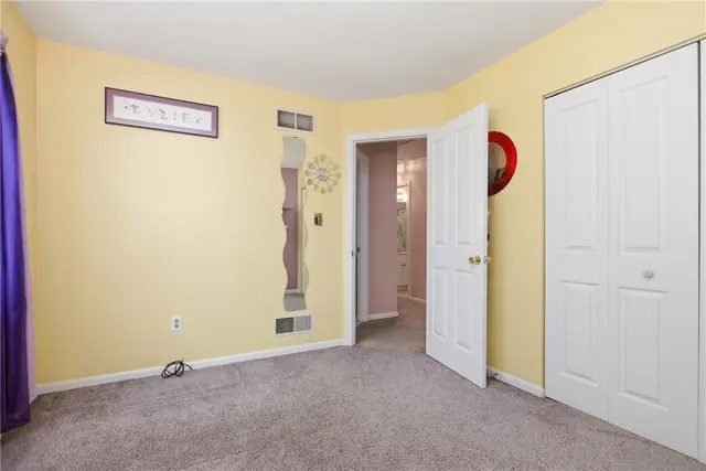 306 Covington Ct gallery image 30