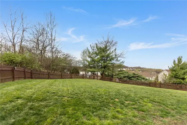 306 Covington Ct gallery image 31