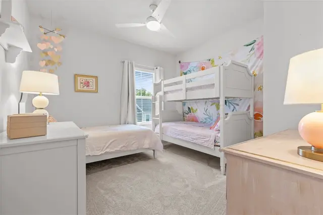 306 Cross Creek Dr gallery image 18