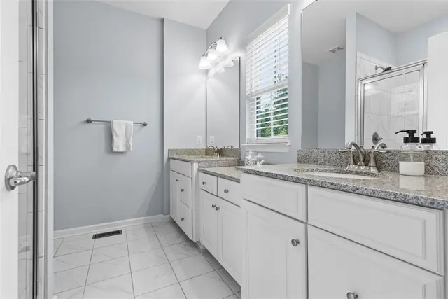 306 Cross Creek Dr gallery image 21