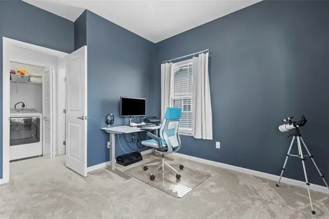 306 Cross Creek Dr gallery image 28