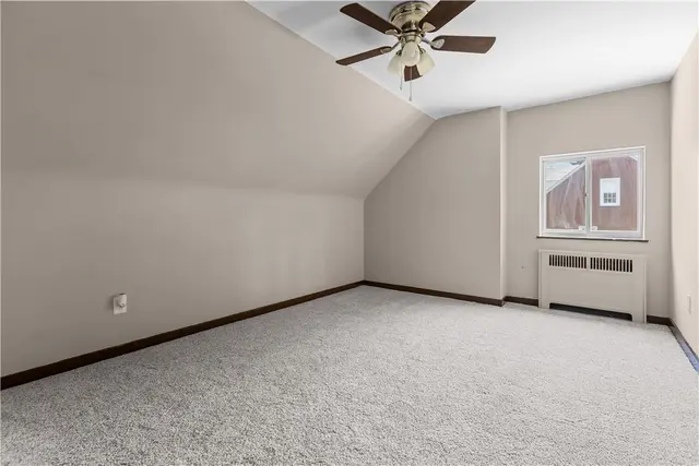 306 Good Ln gallery image 12