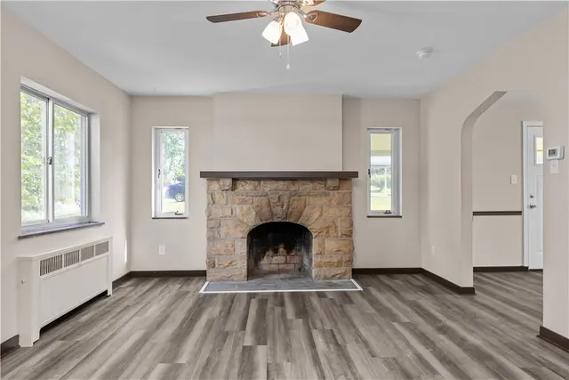 306 Good Ln gallery image 29