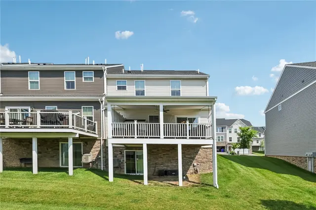 306 Helenium Drive gallery image 37