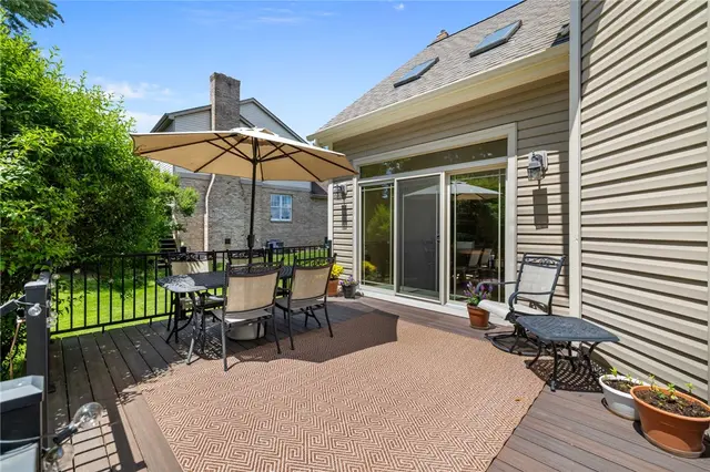 306 Hillcrest Drive gallery image 6