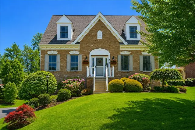 306 Providence Dr