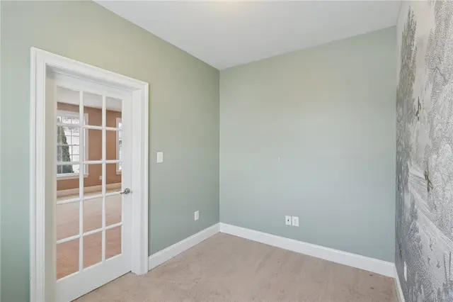 306 Sapling Court gallery image 12