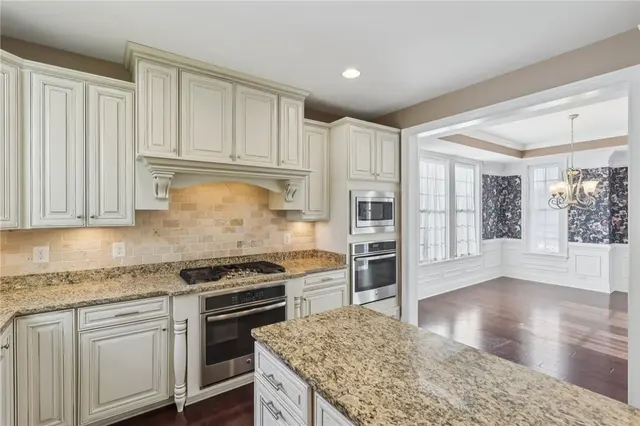 306 Sapling Court gallery image 19