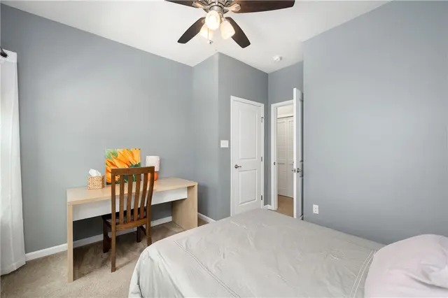307 Cross Creek Dr gallery image 24