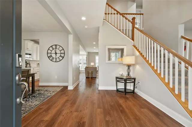 307 Harlequin Street gallery image 9