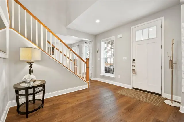 307 Harlequin Street gallery image 10