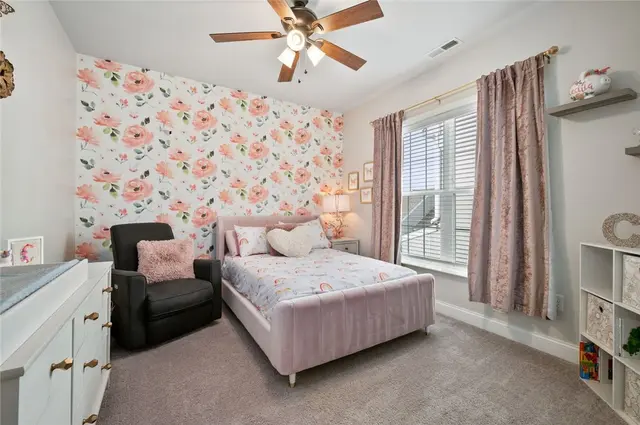 307 Harlequin Street gallery image 24