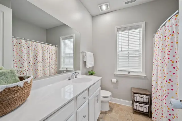 307 Harlequin Street gallery image 25