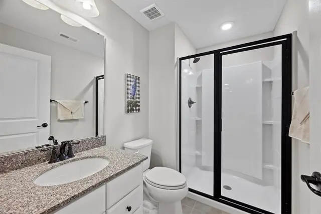 307 Longmore Drive gallery image 15