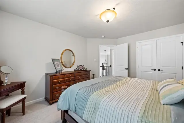 307 Longmore Drive gallery image 22