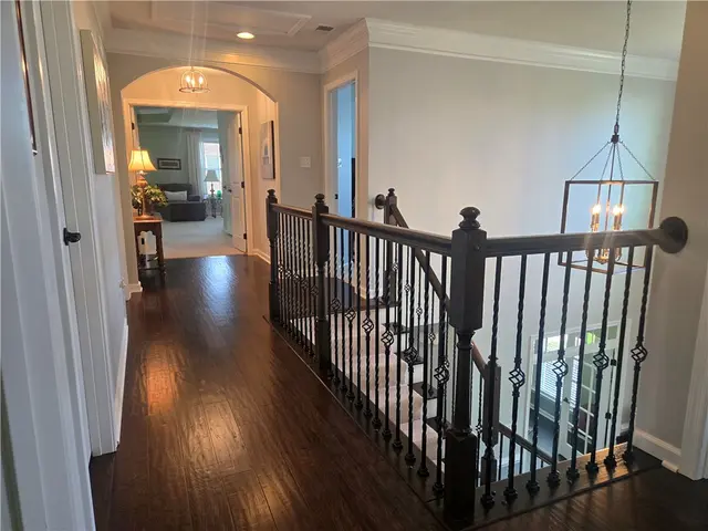307 Longmore Drive gallery image 24