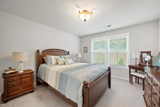 307 Longmore Drive gallery image 44