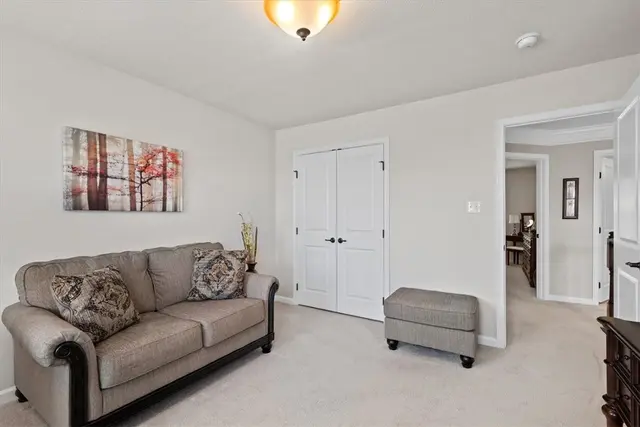 307 Longmore Drive gallery image 48