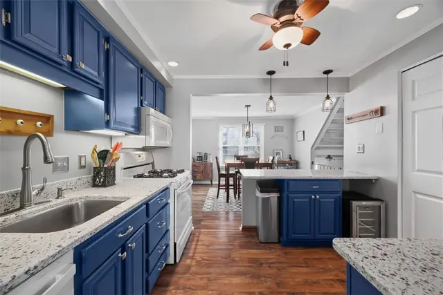 3073 Meadow Brook Ct gallery image 5