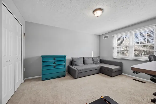 3073 Meadow Brook Ct gallery image 24