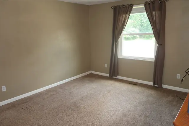 3079 Countryside Drive gallery image 34