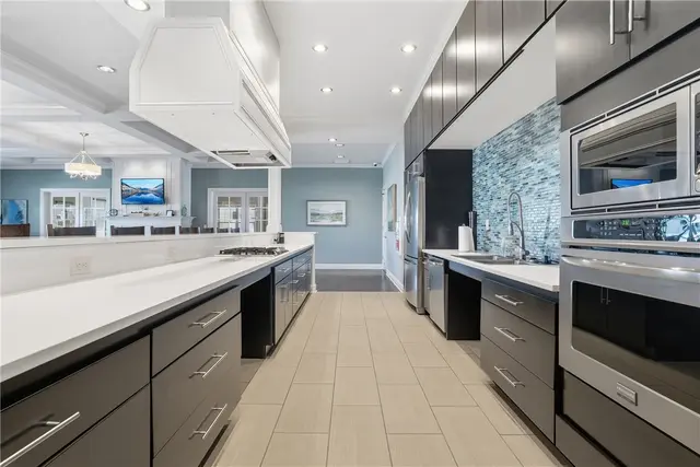 308 Cross Creek Drive gallery image 5