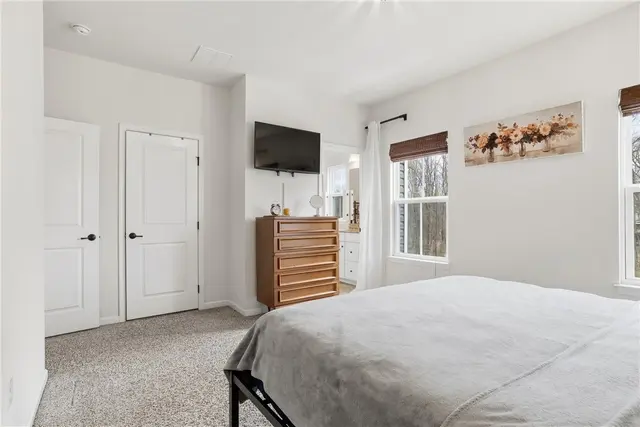 308 Cross Creek Drive gallery image 40