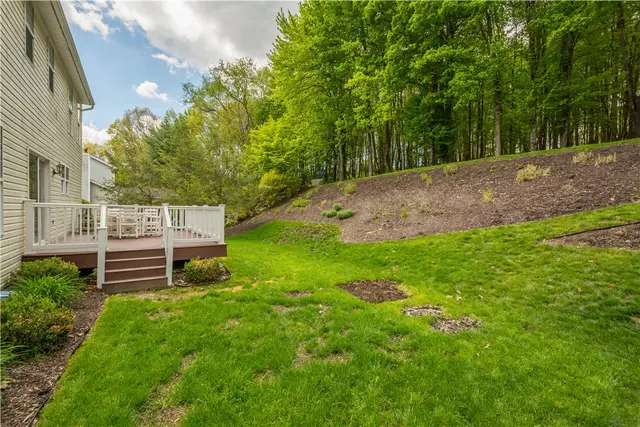 308 Fox Meadow Dr. gallery image 28
