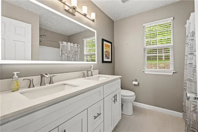308 Fox Meadow Dr. gallery image 36