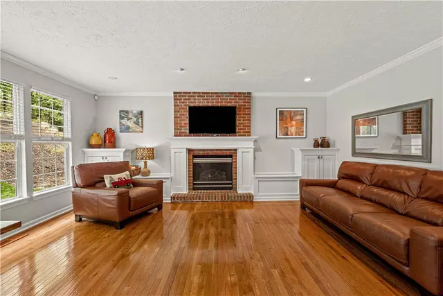 308 Fox Meadow Dr. gallery image 40