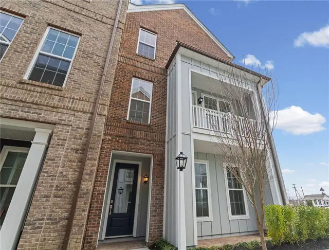 308 Frederick Way gallery image 34