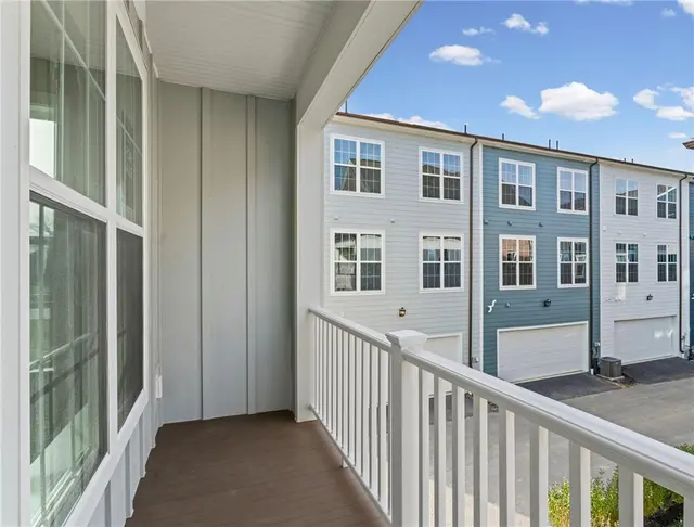 308 Frederick Way gallery image 37