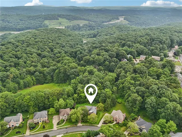 308 Heather Hill Drive gallery image 3