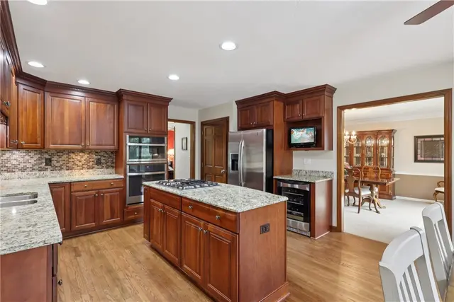 308 Heather Hill Drive gallery image 8