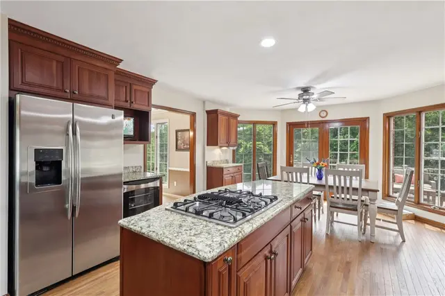 308 Heather Hill Drive gallery image 16