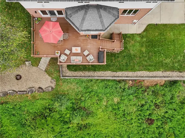 308 Heather Hill Drive gallery image 36