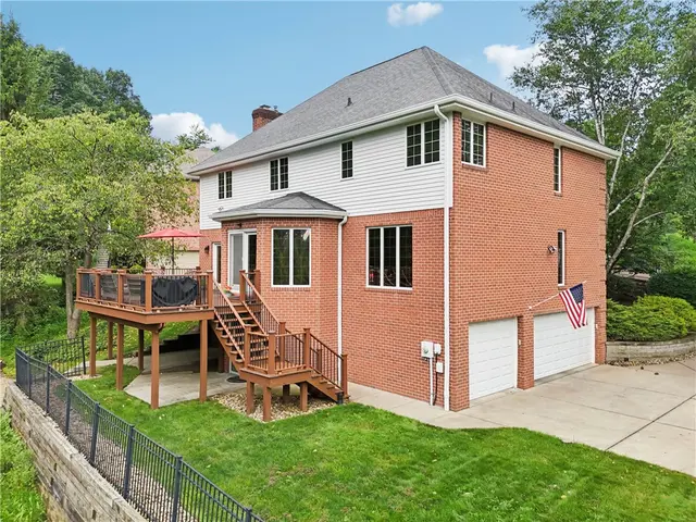 308 Heather Hill Drive gallery image 39
