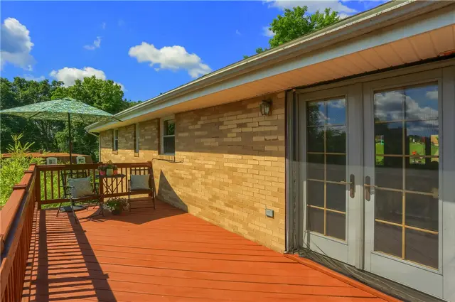 308 Holiday Drive gallery image 6