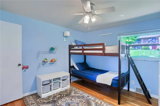 308 Holiday Drive gallery image 24