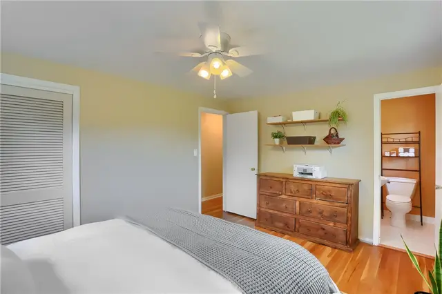 308 Holiday Drive gallery image 42
