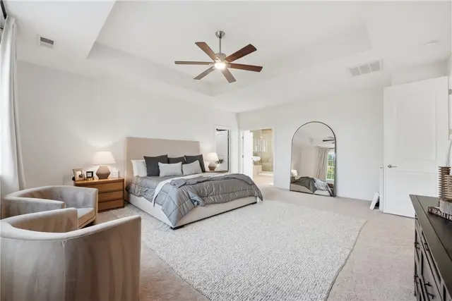 308 Longmore Drive gallery image 5