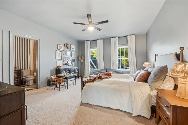 308 Longmore Drive gallery image 26