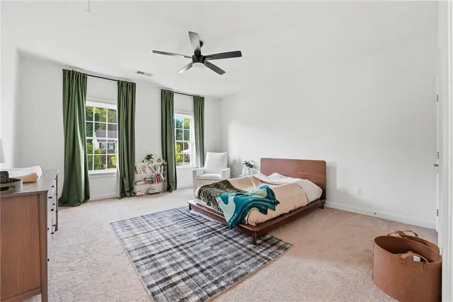 308 Longmore Drive gallery image 30