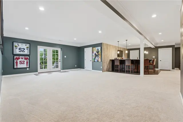 308 Longmore Drive gallery image 37