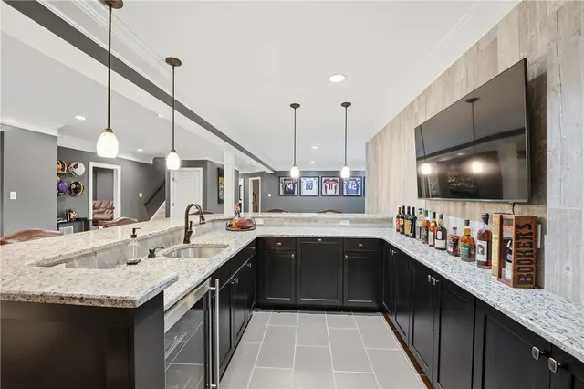 308 Longmore Drive gallery image 42