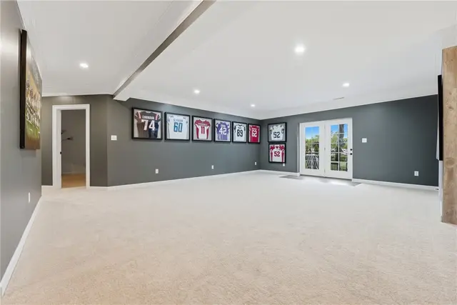 308 Longmore Drive gallery image 43