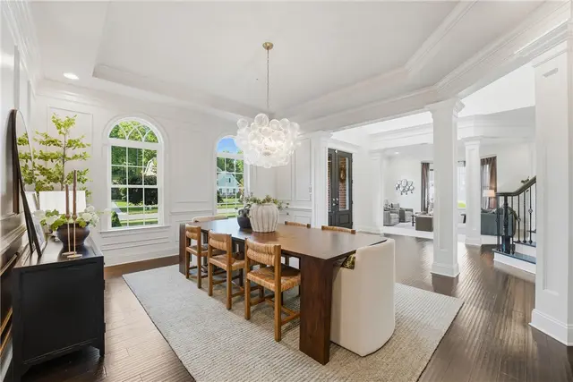 308 Longmore Drive gallery image 44